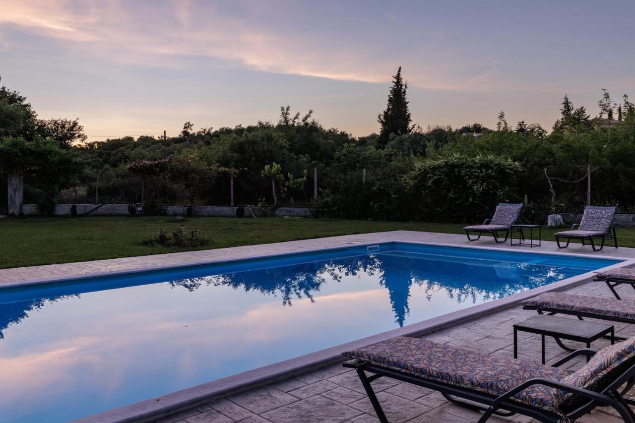 Kouramaditika Country Villa Verde - 2Floor Family Home מראה חיצוני תמונה