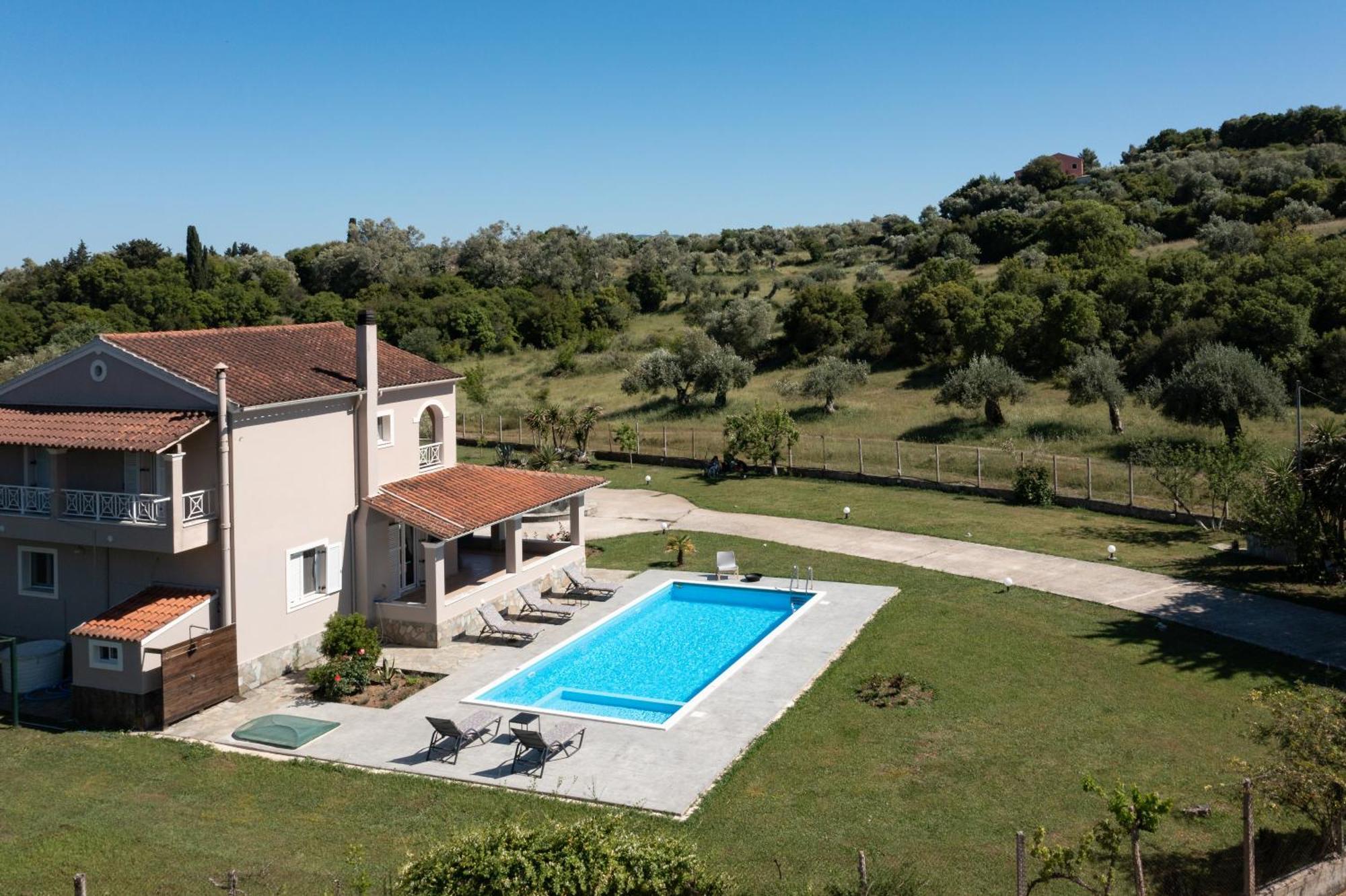 Kouramaditika Country Villa Verde - 2Floor Family Home מראה חיצוני תמונה